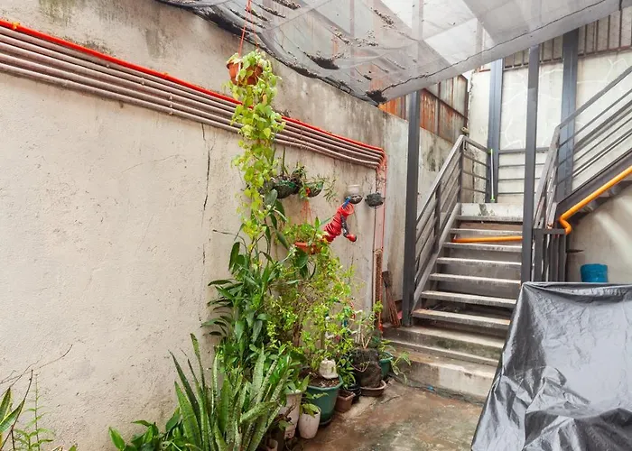 Spacious With Fast Wi-fi Near Up And Maginhawa Apartment *