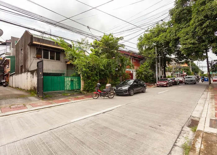 Apartment Spacious With Fast Wi-fi Near Up And Maginhawa Manila