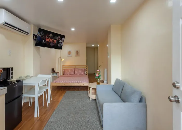 Spacious With Fast Wi-fi Near Up And Maginhawa Apartment Manila