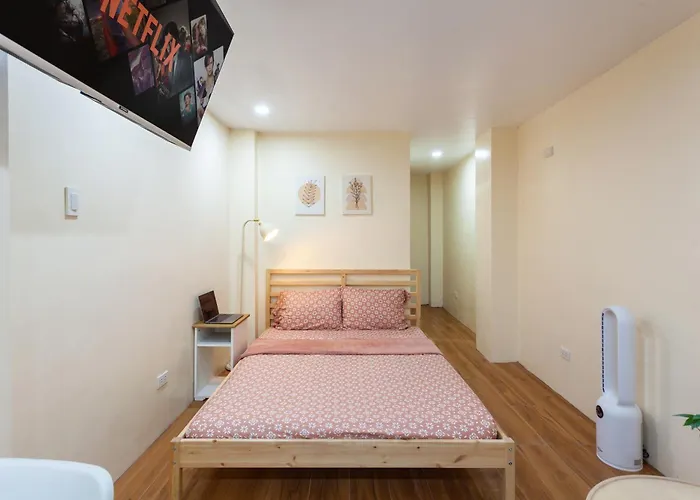 Spacious With Fast Wi-fi Near Up And Maginhawa